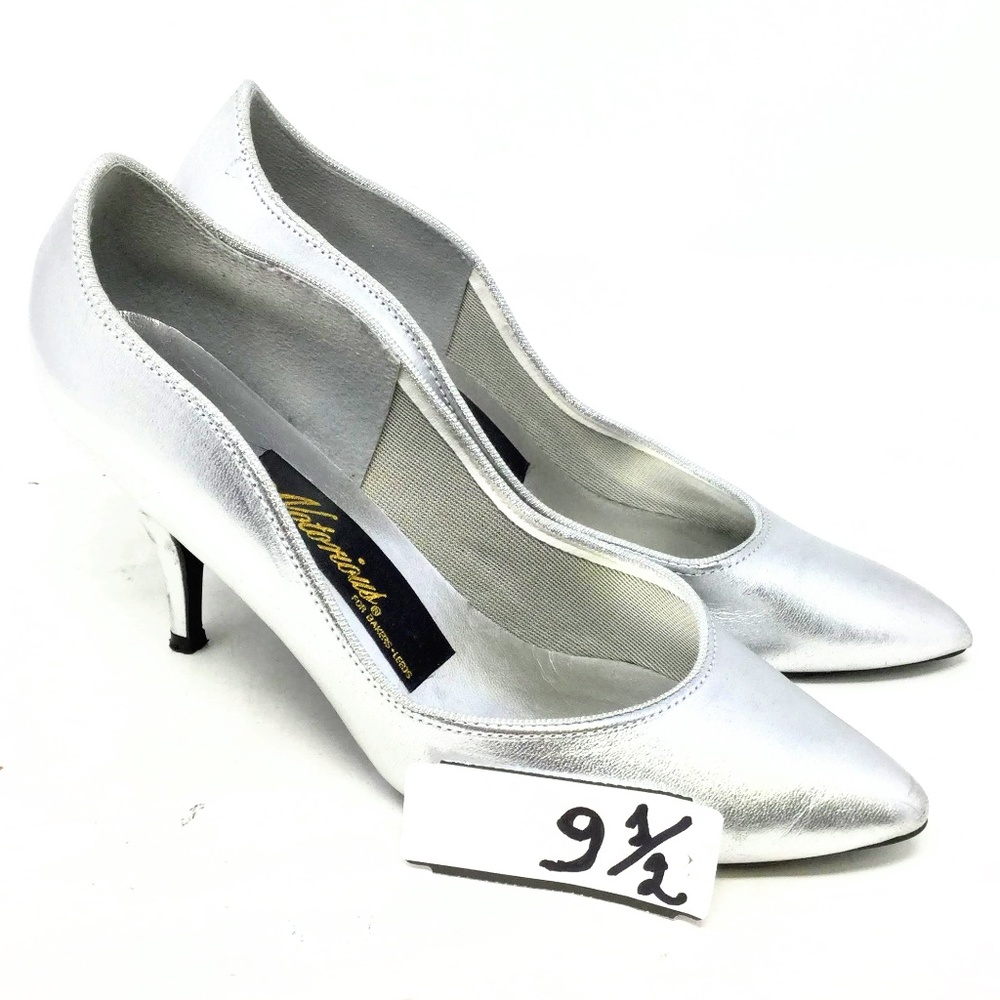 Notorious Women’s Heel Pumps 9.5 Silver